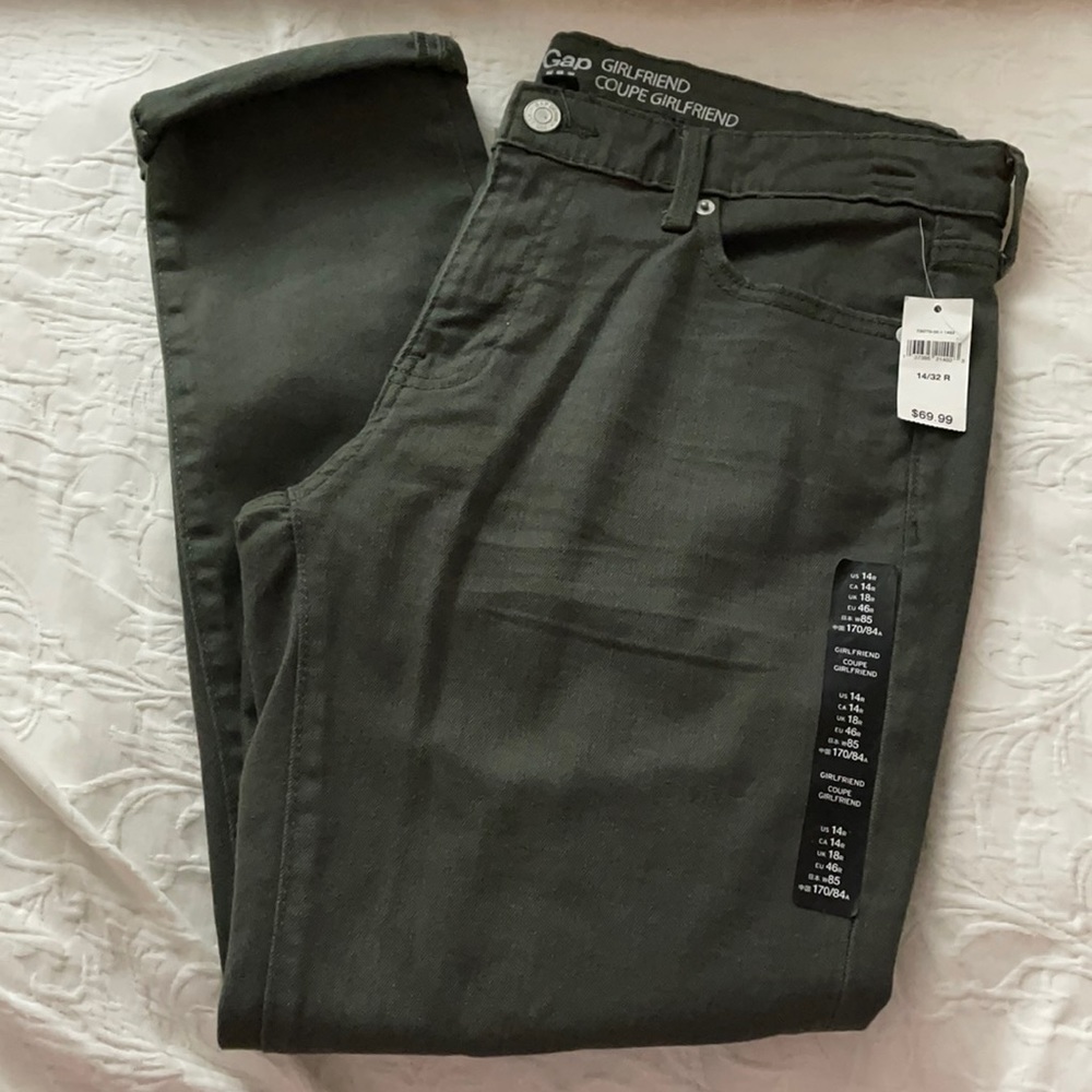 NWT Dark Olive Green Ripped/Distressed Girlfriend Denim Jeans